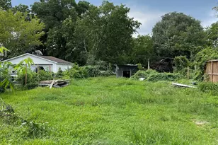 7009 Roswell St, Houston, TX 77022 - Photo 1