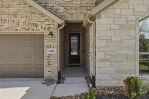 2004 Hyde Acres St, League City, TX 77573 - Photo 4
