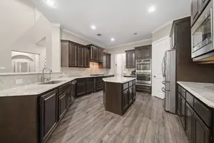 11 Marino Dr, Missouri City, TX 77459 - Photo 8
