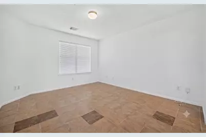 12710 Paso Del Flores Drive, Houston, TX 77045 - Photo 16