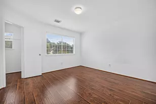 12710 Paso Del Flores Drive, Houston, TX 77045 - Photo 24