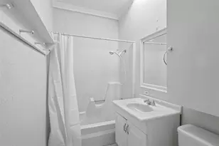 1621 & 1623 W Adoue St, Alvin, TX 77511 - Photo 20