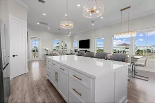 25803 Bay Breeze Dr, Galveston, TX 77554 - Photo 14
