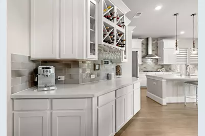 18 Trailing Lantana Place, The Woodlands, TX 77354 - Photo 12