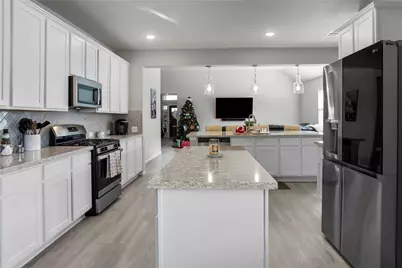 8423 Moonlight Bay Circle, Baytown, TX 77523 - Photo 12