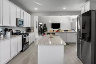 8423 Moonlight Bay Cir, Baytown, TX 77523 - Photo 12