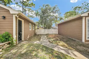 16103 Tibet Rd, Friendswood, TX 77546 - Photo 32