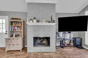 16103 Tibet Rd, Friendswood, TX 77546 - Photo 8