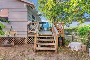 4323 Ave R 1/2, Galveston, TX 77550 - Photo 22