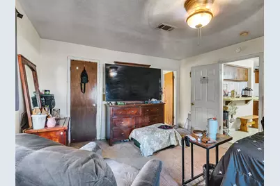 4323 Avenue R 1/2, Galveston, TX 77550 - Photo 36
