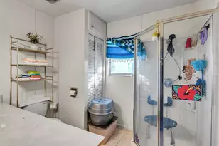 4323 Ave R 1/2, Galveston, TX 77550 - Photo 38