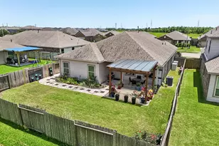 8806 Explorer Dr, Texas City, TX 77591 - Photo 38