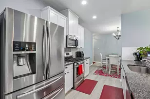 8806 Explorer Dr, Texas City, TX 77591 - Photo 14