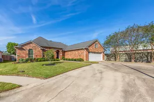 3699 Grayson Ln, Beaumont, TX 77713 - Photo 2