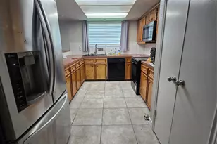 12410 Seaswept Dr, Houston, TX 77071 - Photo 8