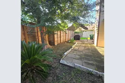 12410 Seaswept Drive, Houston, TX 77071 - Photo 34