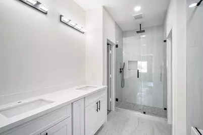 9807 Bamboo Road, Houston, TX 77041 - Photo 28