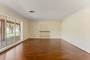 2310 Oak Dr, Bay City, TX 77414 - Photo 12