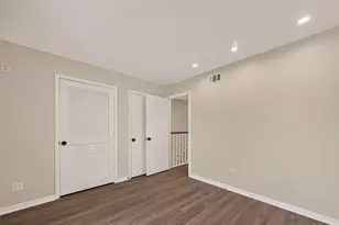 5056 Glenmont Dr, Houston, TX 77081 - Photo 18