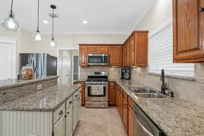 7035 Little Willow Drive, Pasadena, TX 77505 - Photo 16