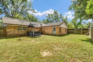 404 S 14th St, West Columbia, TX 77486 - Photo 44