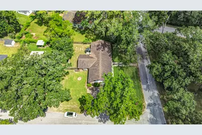 404 S 14th Street, West Columbia, TX 77486 - Photo 8