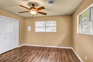 404 S 14th St, West Columbia, TX 77486 - Photo 40