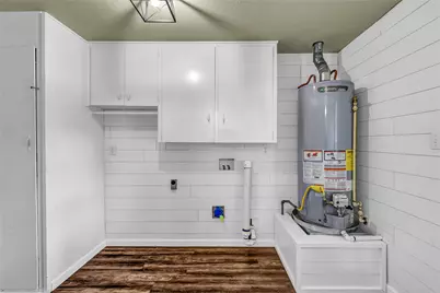 404 S 14th Street, West Columbia, TX 77486 - Photo 24