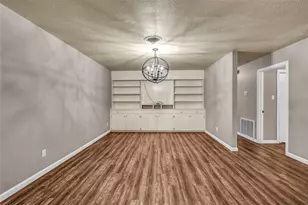 404 S 14th St, West Columbia, TX 77486 - Photo 16