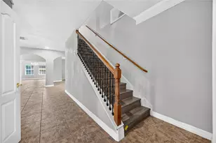 8438 Darlington Dr, Houston, TX 77028 - Photo 32