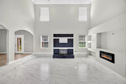 8438 Darlington Drive, Houston, TX 77028 - Photo 8