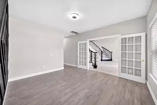 8438 Darlington Dr, Houston, TX 77028 - Photo 20