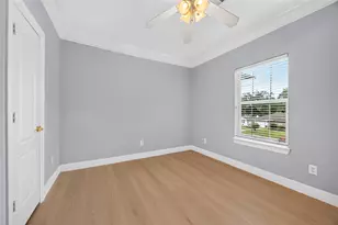8438 Darlington Dr, Houston, TX 77028 - Photo 46