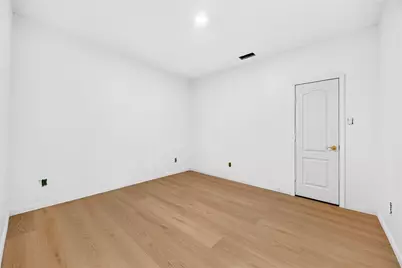 8438 Darlington Drive, Houston, TX 77028 - Photo 38