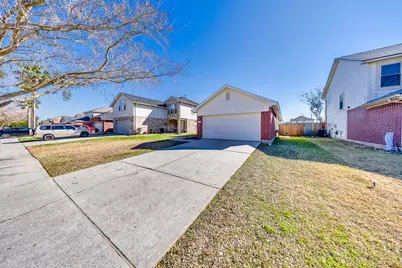 5611 Tidewater Drive, Houston, TX 77085 - Photo 8