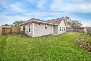 7907 Breda Dr, Baytown, TX 77521 - Photo 14