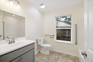 7907 Breda Dr, Baytown, TX 77521 - Photo 12