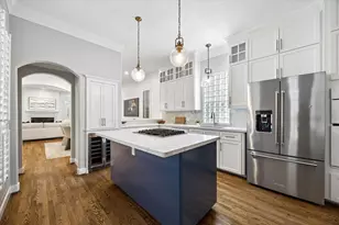 2703 Westgate St, Houston, TX 77098 - Photo 10