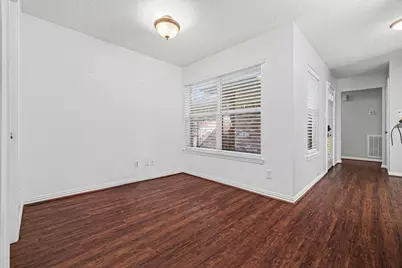 23 S Tallowberry Drive, The Woodlands, TX 77381 - Photo 12