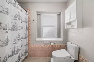 23 S Tallowberry Dr, The Woodlands, TX 77381 - Photo 18