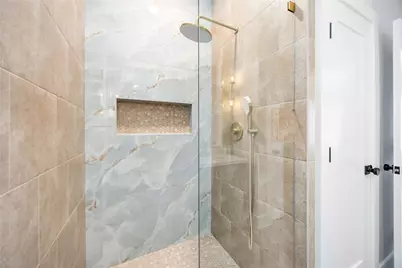 771 Fair Street #A/B, Houston, TX 77088 - Photo 18