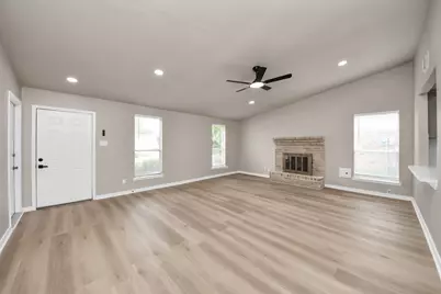 7023 Maczali Drive, Houston, TX 77489 - Photo 6