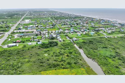 955 O Neil Road, Crystal Beach, TX 77650 - Photo 14