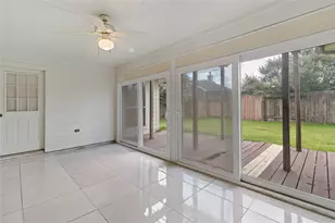 12804 Flat Creek Dr, Pearland, TX 77584 - Photo 32