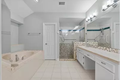 318 Green Oaks Drive, League City, TX 77573 - Photo 34