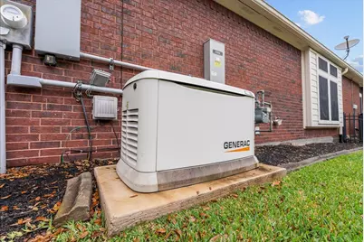 318 Green Oaks Drive, League City, TX 77573 - Photo 48