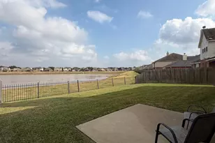 6410 Oxford Lake Dr, Rosenberg, TX 77471 - Photo 24