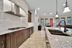 31402 Longwood Park Ln, Spring, TX 77386 - Photo 6