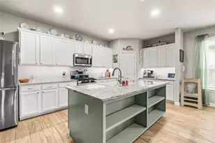 8910 Beacon Mill Dr, Cypress, TX 77433 - Photo 4