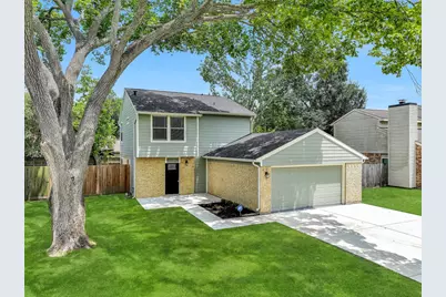 2710 Merrimac Drive, League City, TX 77573 - Photo 1